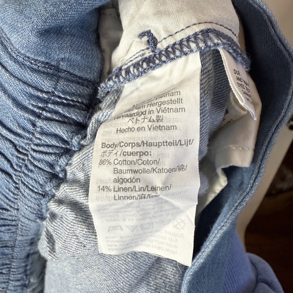 Madewell Chambray Huston Pull-On Crop Pants - Picture 11 of 12